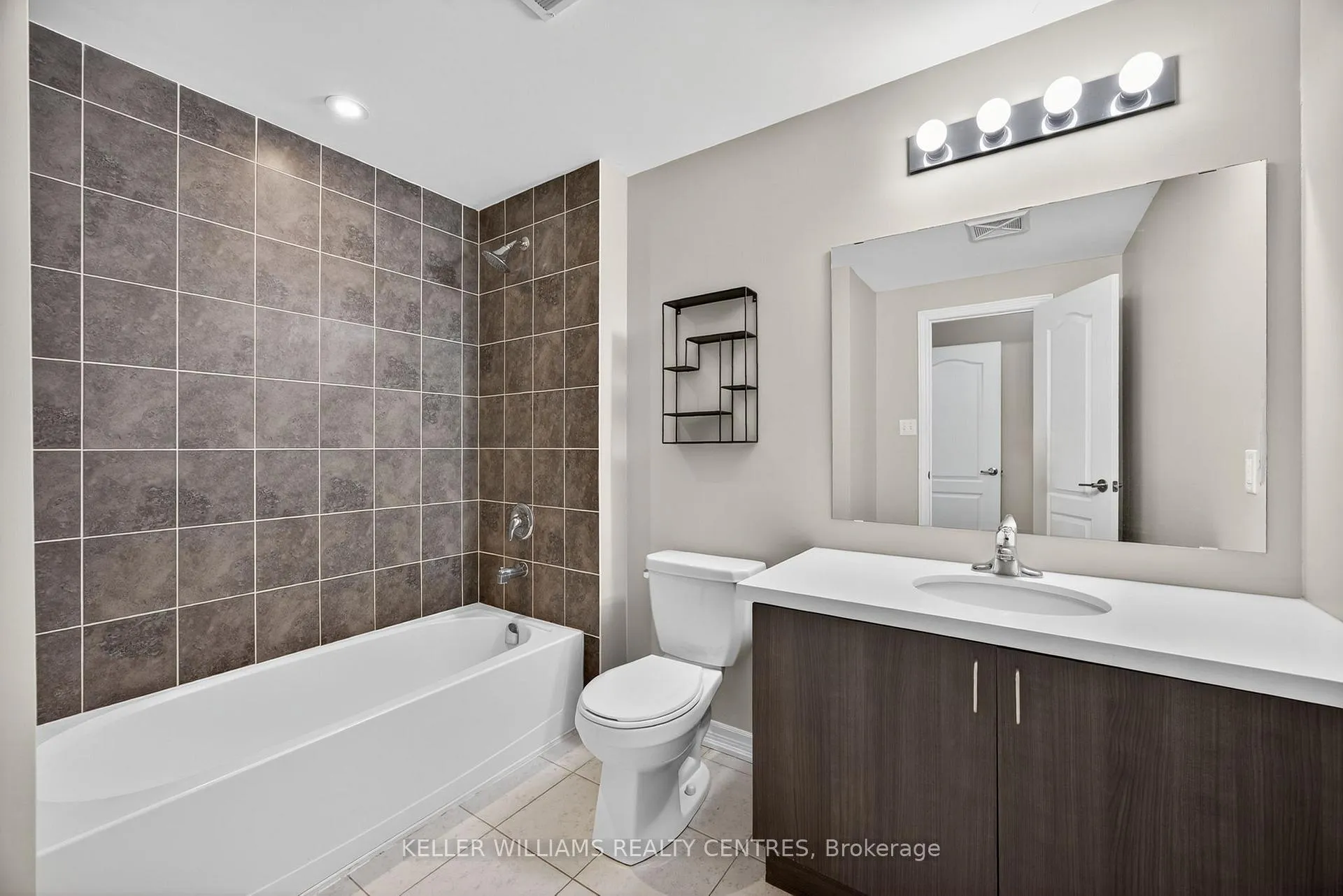 Photo 15 of Unit 408, 40 Ferndale Drive S, Barrie, Ardagh — HOMEH