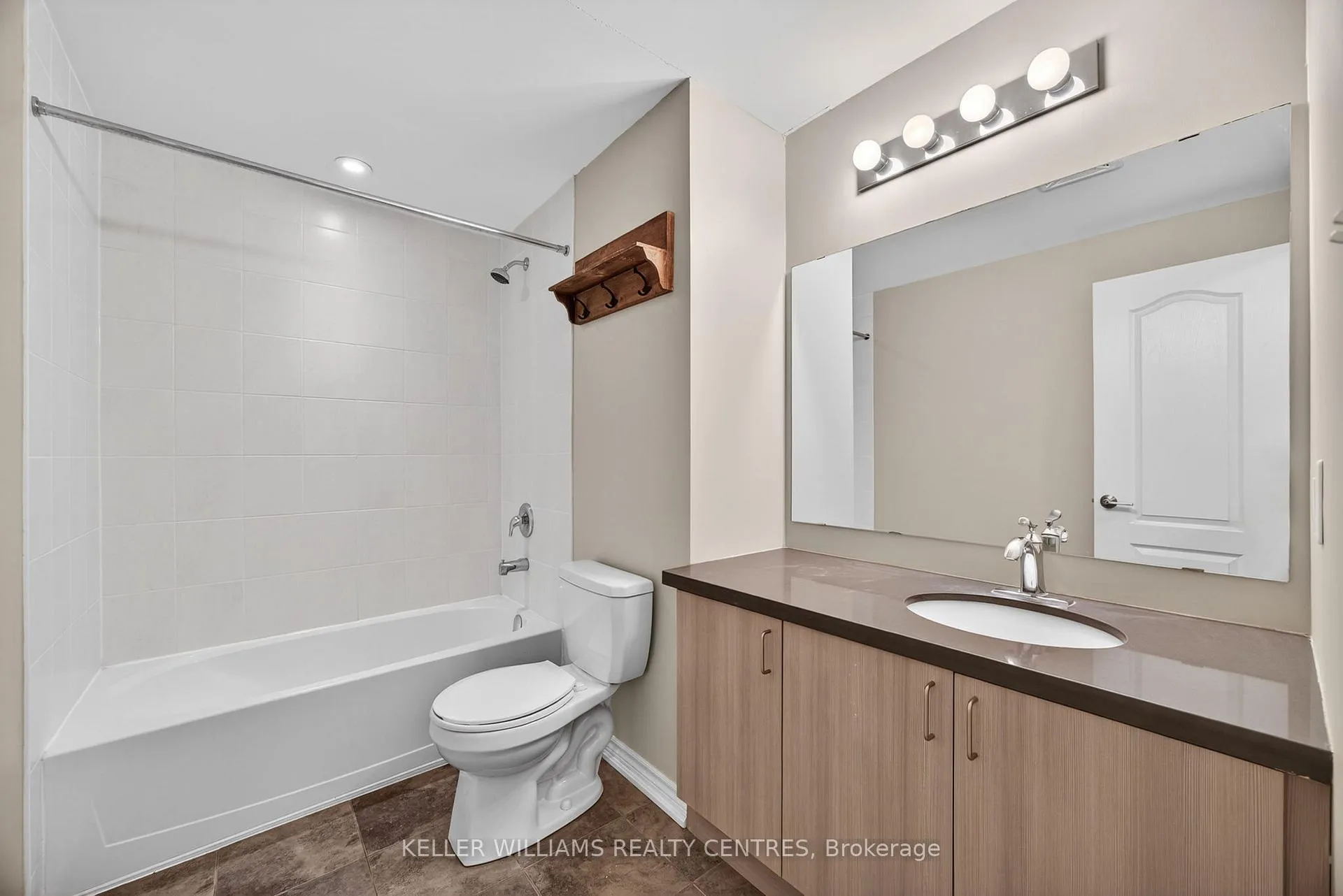 Photo 20 of Unit 408, 40 Ferndale Drive S, Barrie, Ardagh — HOMEH