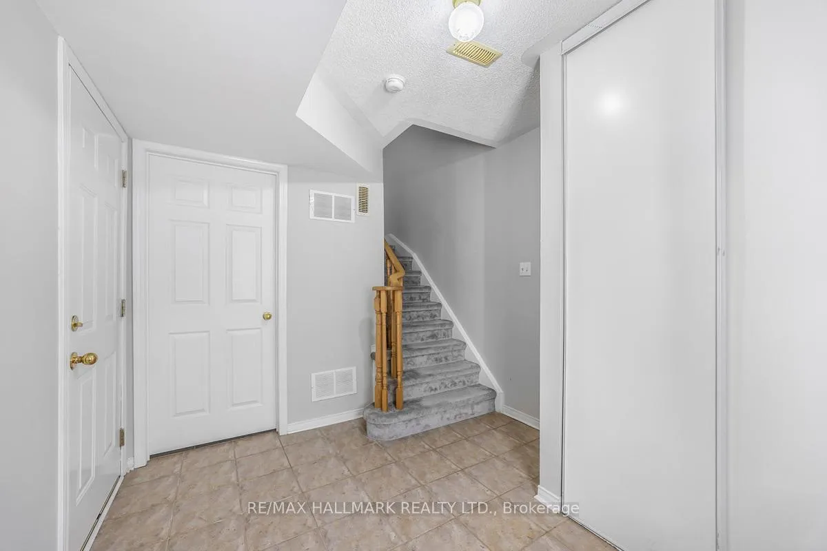 Photo 3 of Unit 40, 1775 Valley Farm Road, Pickering, Town Centre — HOMEH