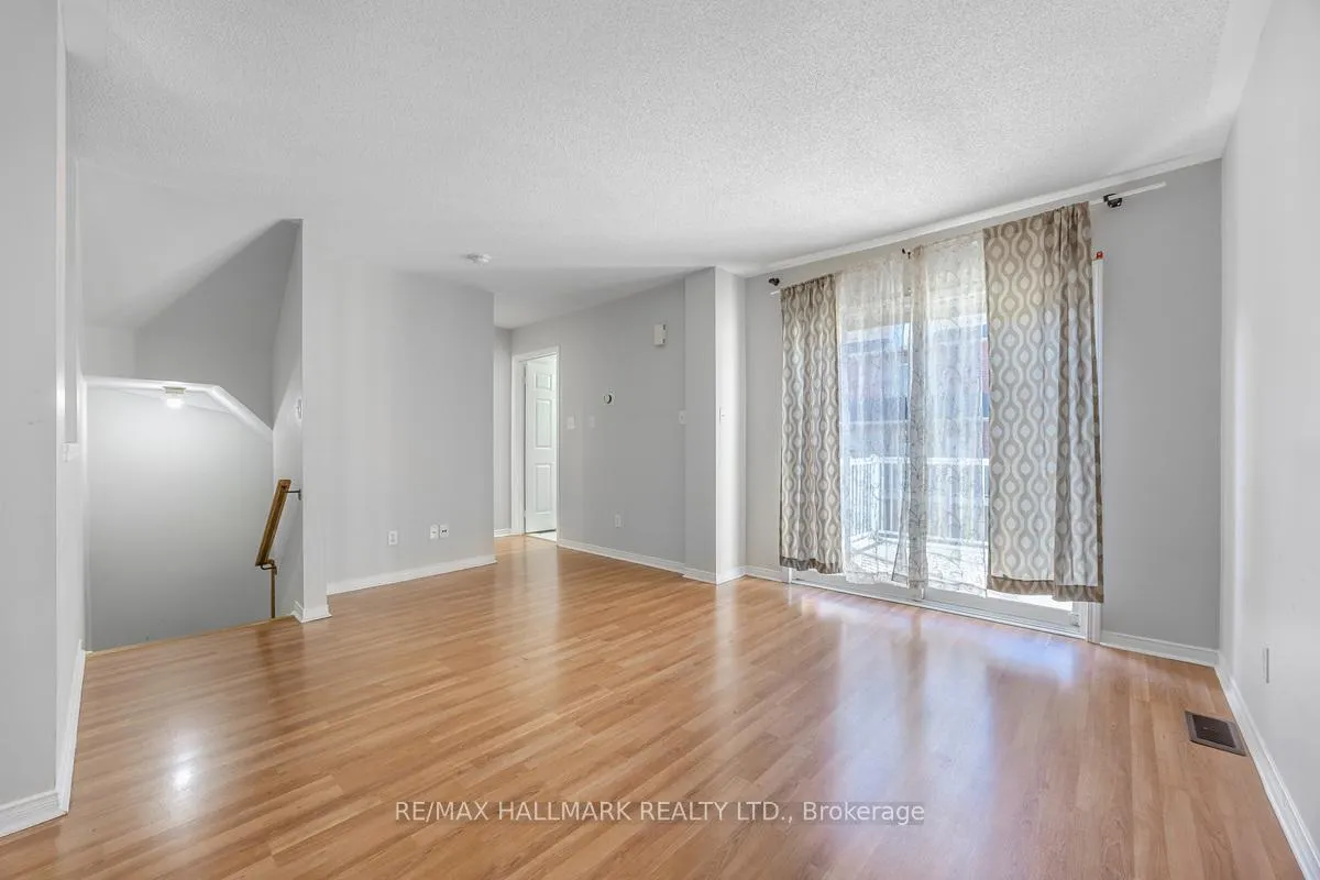 Photo 4 of Unit 40, 1775 Valley Farm Road, Pickering, Town Centre — HOMEH