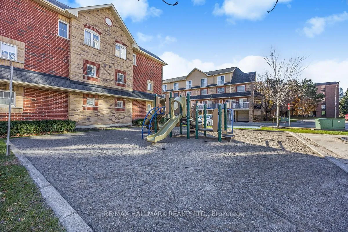 Photo 30 of Unit 40, 1775 Valley Farm Road, Pickering, Town Centre — HOMEH