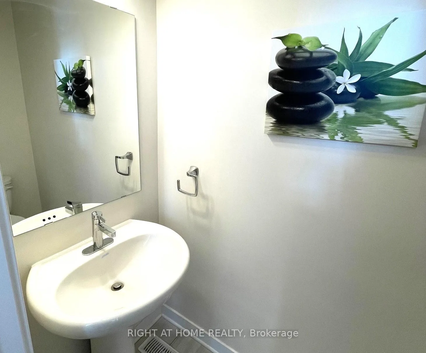 Photo 4 of 186 Visor Private, Ottawa, Kanata - Emerald Meadows/Trailwest — HOMEH