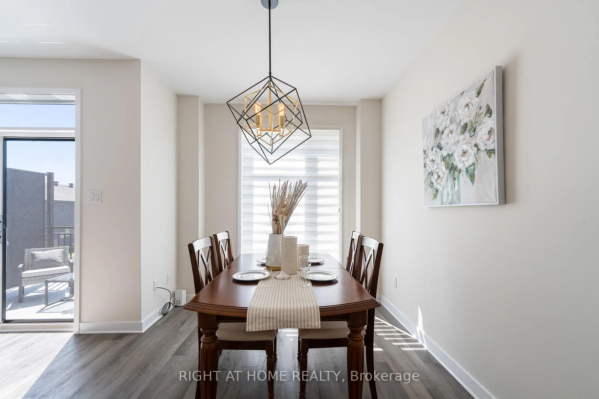 Photo 11 of 186 Visor Private, Ottawa, Kanata - Emerald Meadows/Trailwest — HOMEH