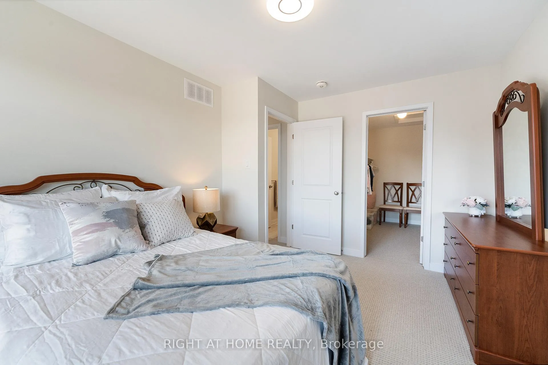 Photo 15 of 186 Visor Private, Ottawa, Kanata - Emerald Meadows/Trailwest — HOMEH