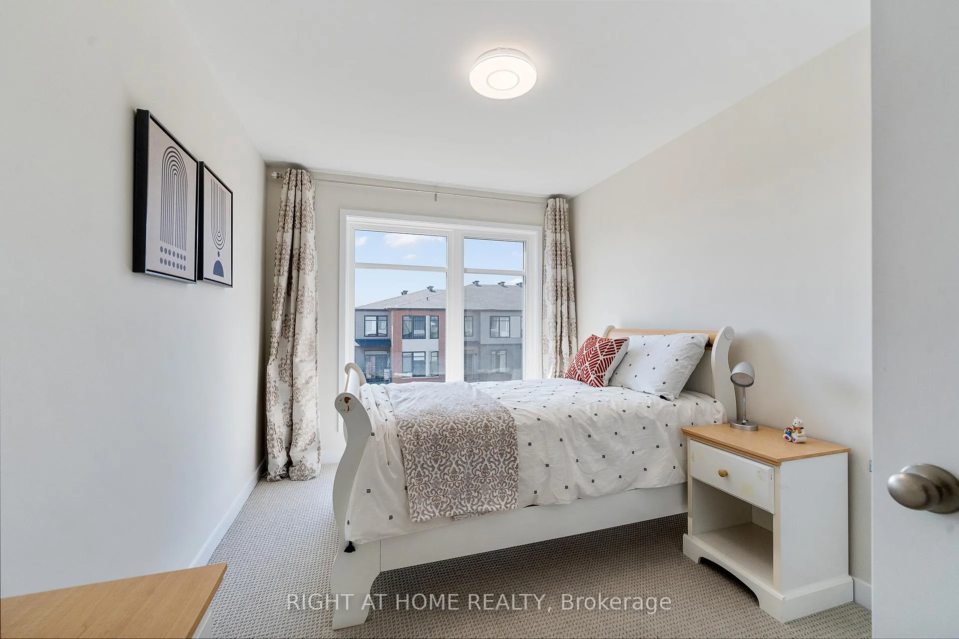 Photo 17 of 186 Visor Private, Ottawa, Kanata - Emerald Meadows/Trailwest — HOMEH