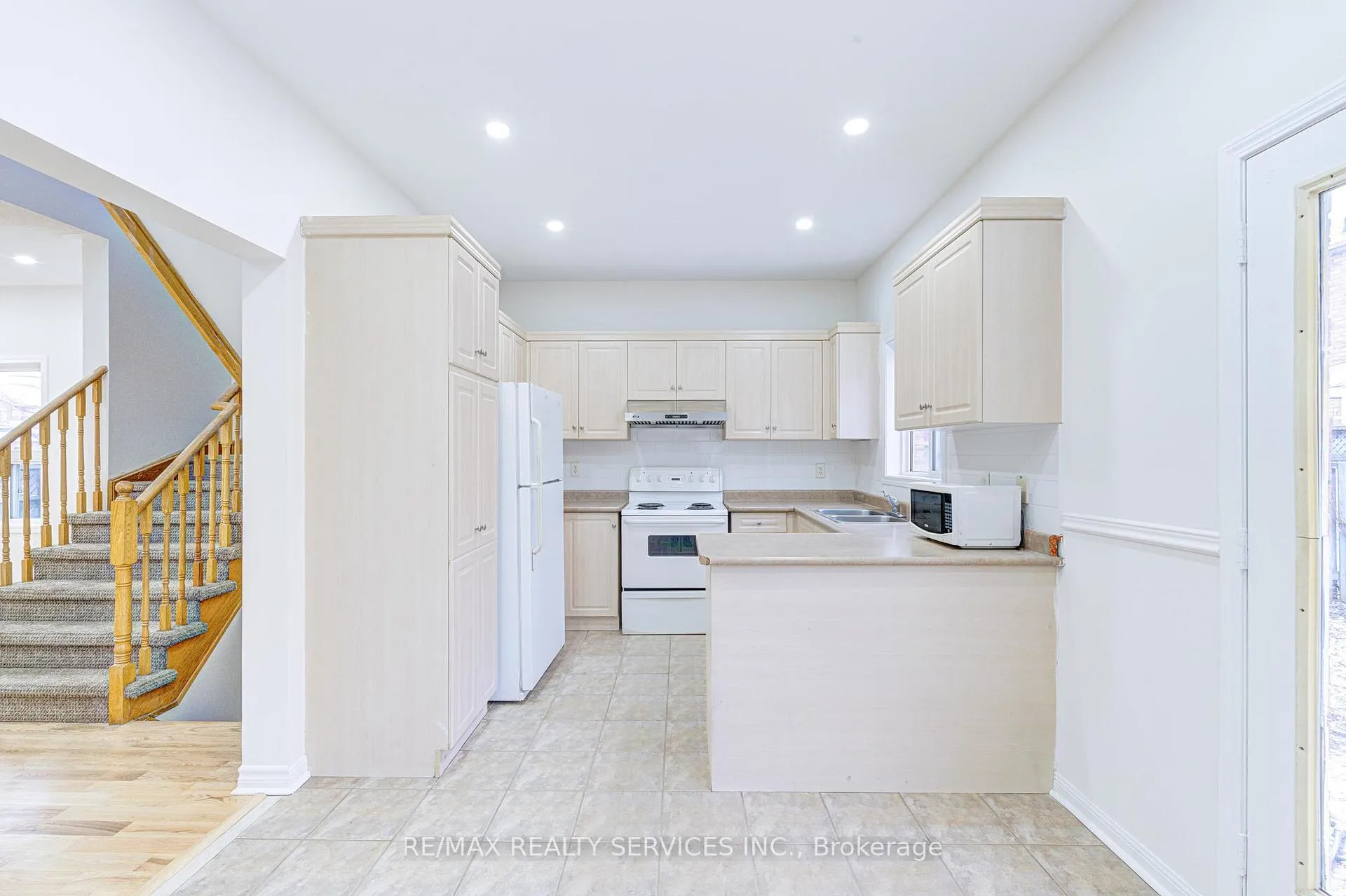 Photo 11 of 6 Beachsurf Road, Brampton, Sandringham-Wellington — HOMEH