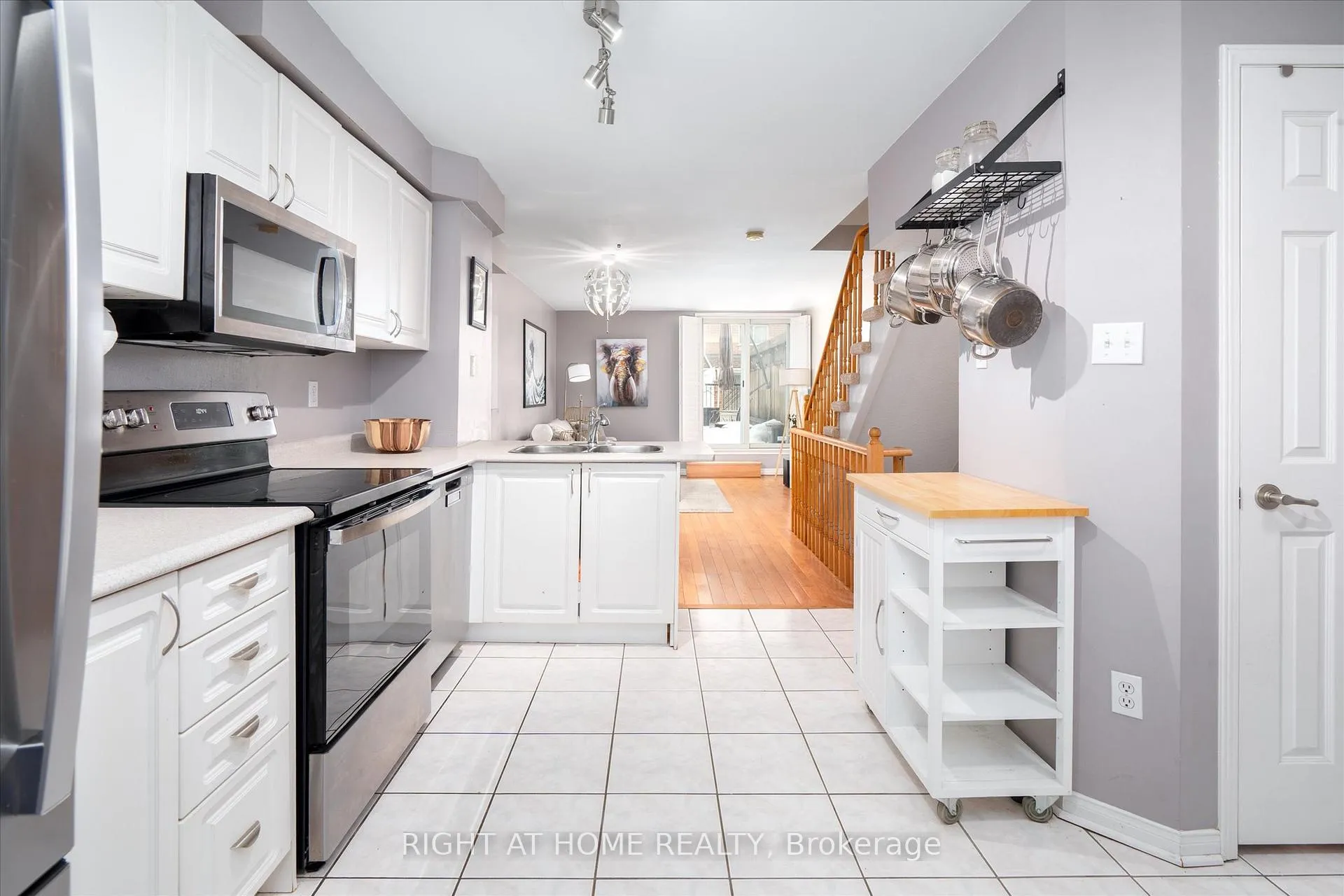 Photo 6 of 1149 Craven Road, Toronto, Greenwood-Coxwell — HOMEH