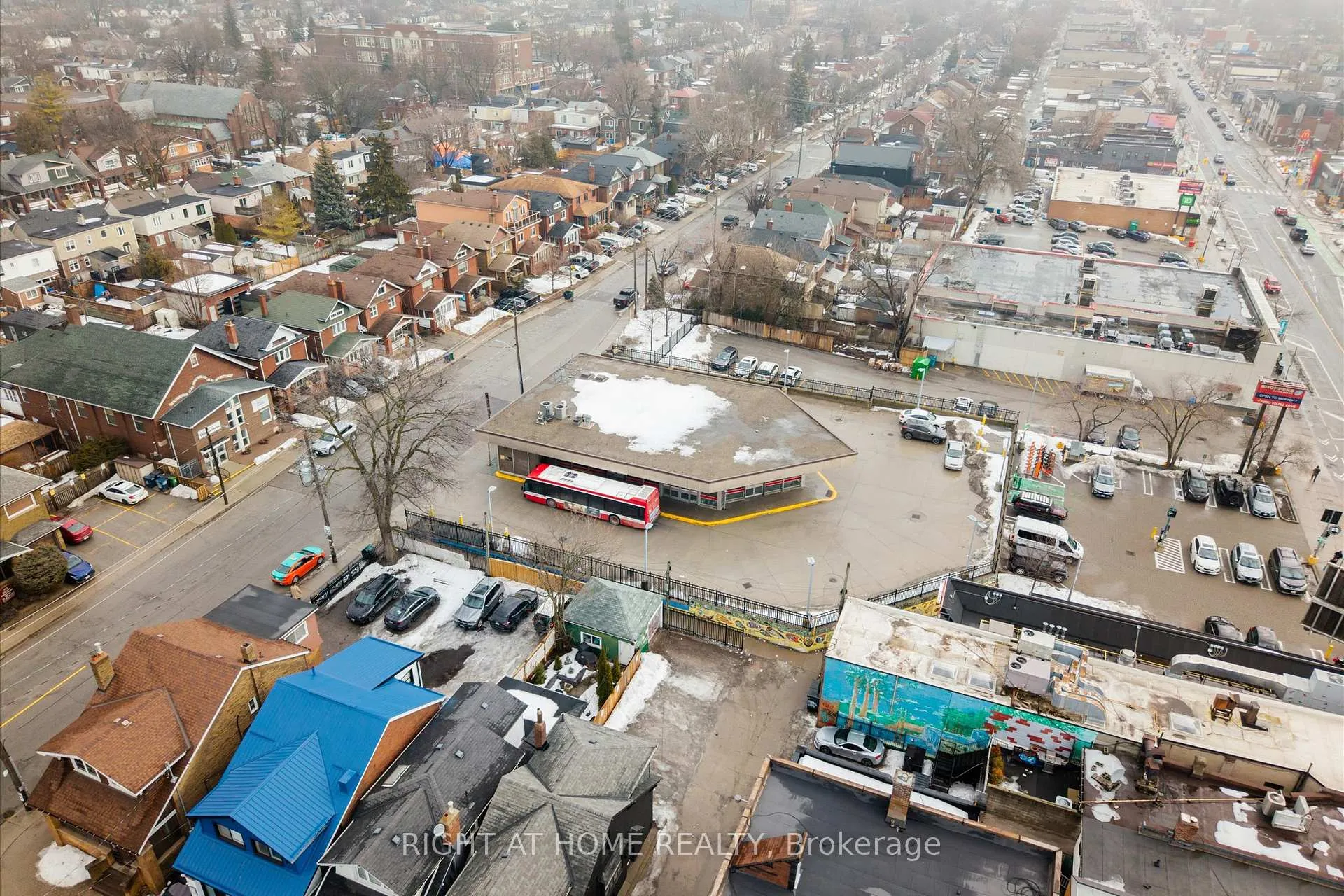 Photo 31 of 1149 Craven Road, Toronto, Greenwood-Coxwell — HOMEH