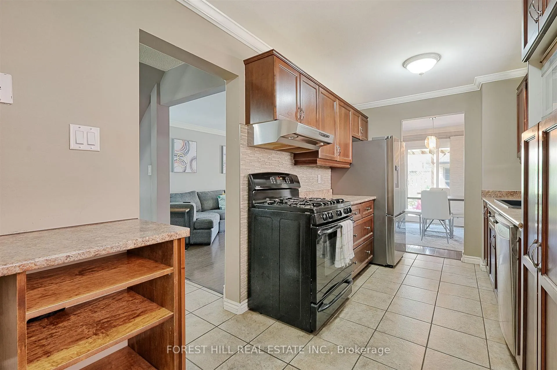 Photo 11 of 17 Rushmore Crescent, Brampton, Heart Lake East — HOMEH