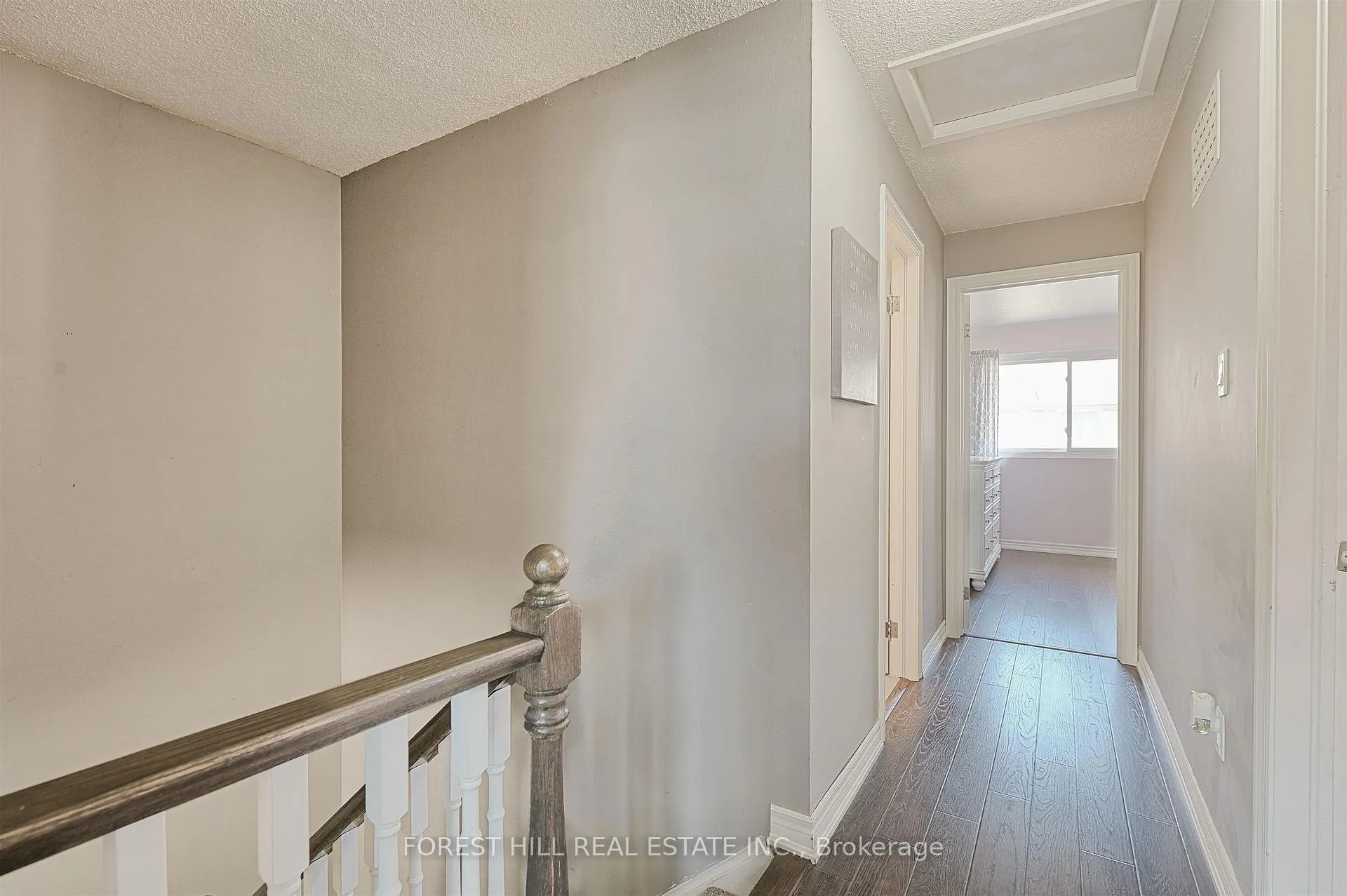Photo 13 of 17 Rushmore Crescent, Brampton, Heart Lake East — HOMEH