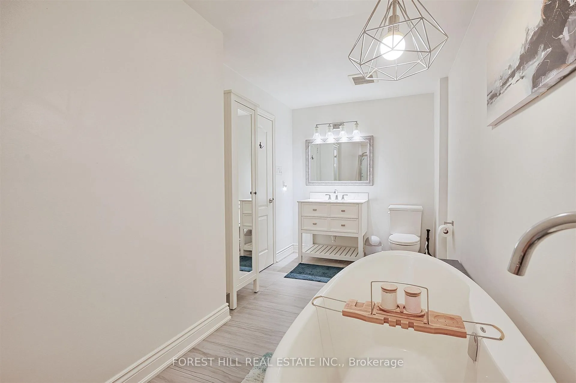 Photo 23 of 17 Rushmore Crescent, Brampton, Heart Lake East — HOMEH