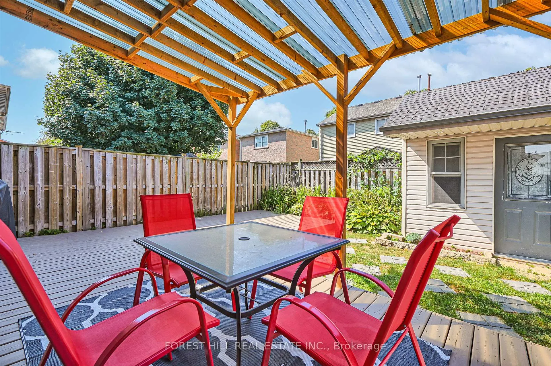 Photo 33 of 17 Rushmore Crescent, Brampton, Heart Lake East — HOMEH