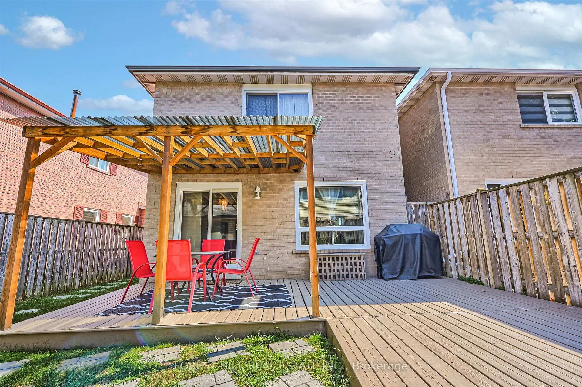 Photo 36 of 17 Rushmore Crescent, Brampton, Heart Lake East — HOMEH