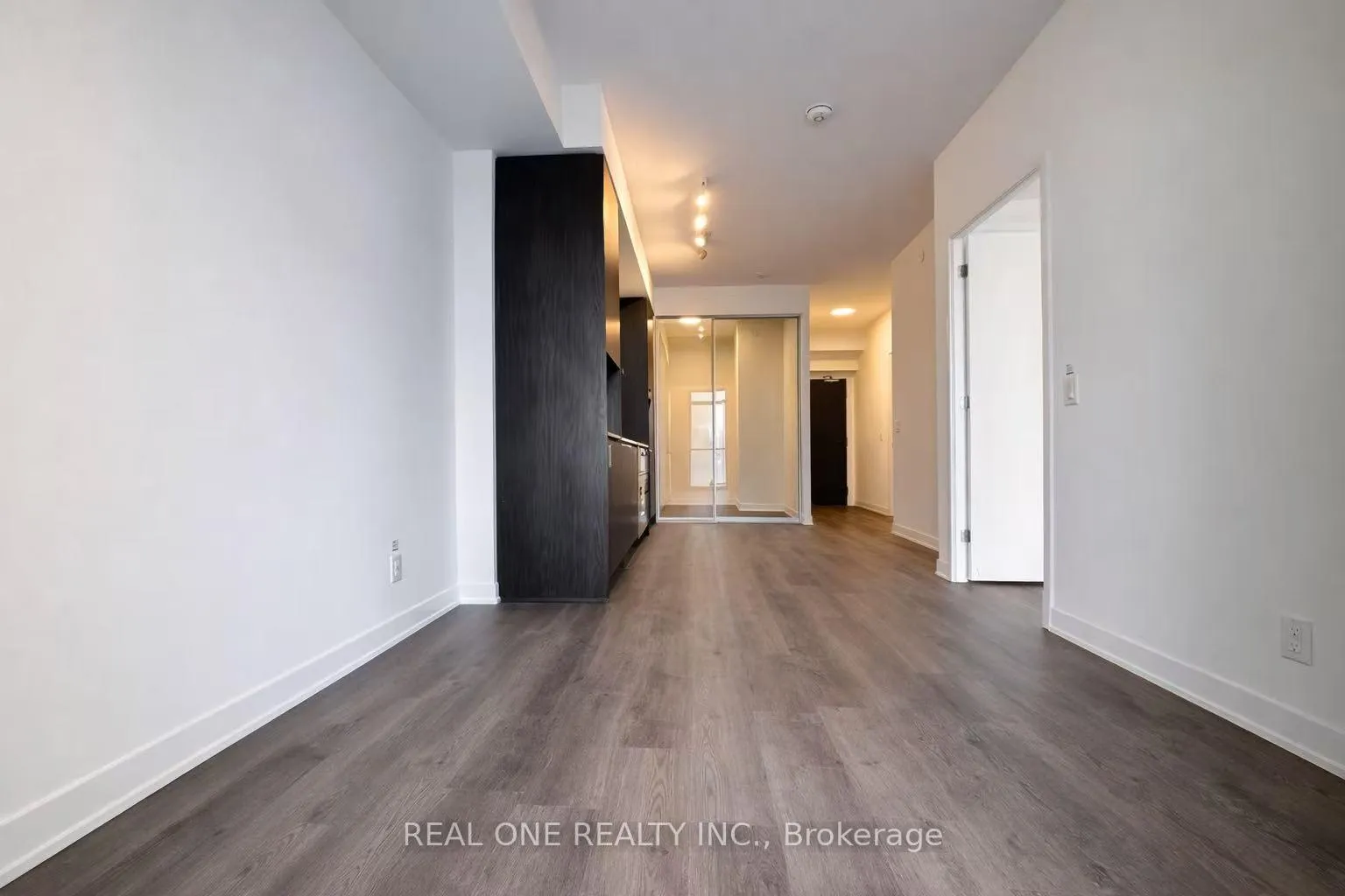 Photo 23 of Unit 3501, 180 Front Street E, Toronto, Moss Park — HOMEH