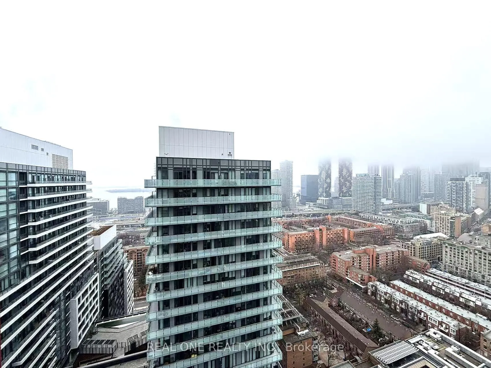 Photo 25 of Unit 3501, 180 Front Street E, Toronto, Moss Park — HOMEH