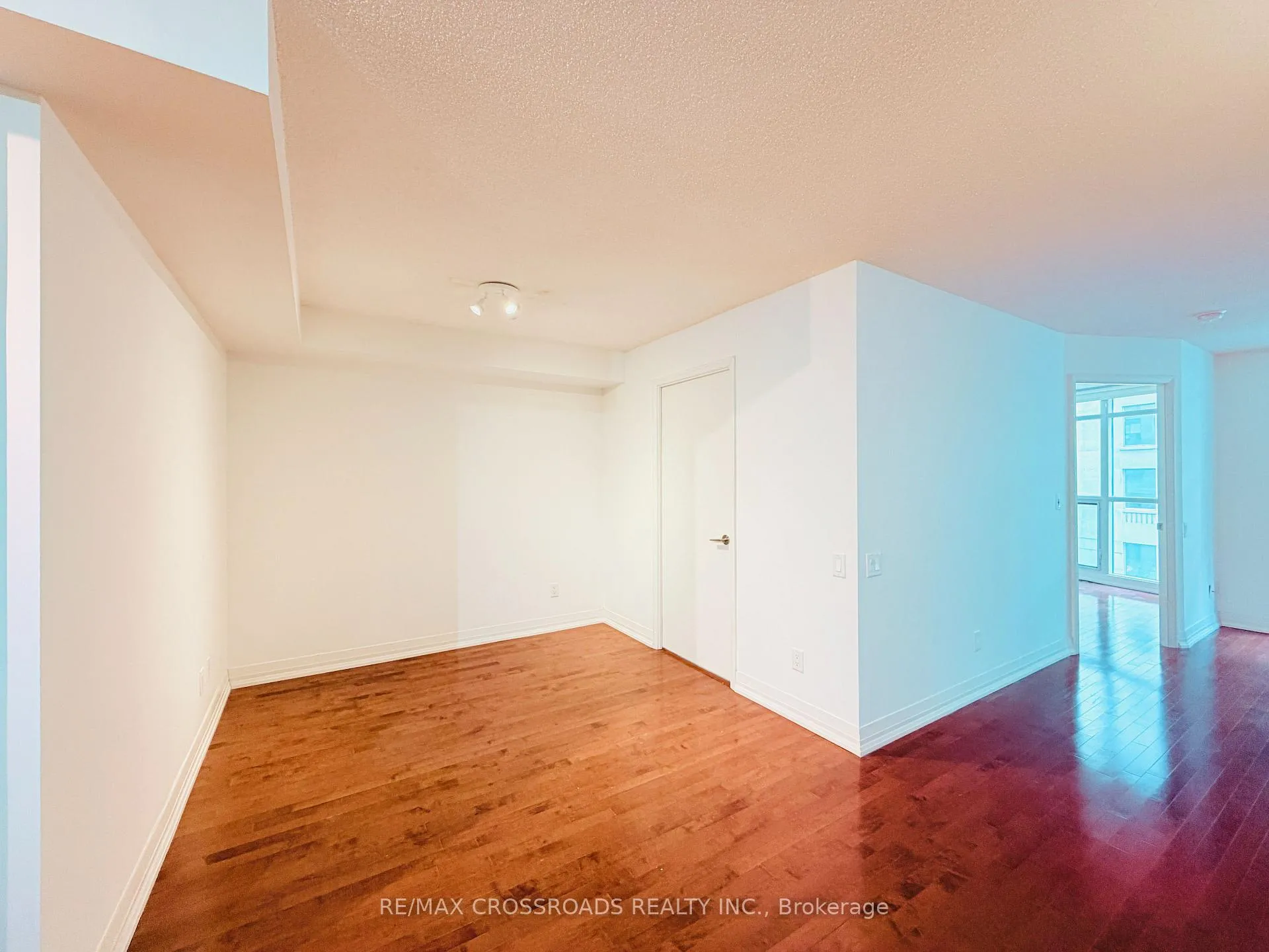 Photo 5 of Unit 503, 21 Carlton Street, Toronto, Church-Yonge Corridor — HOMEH