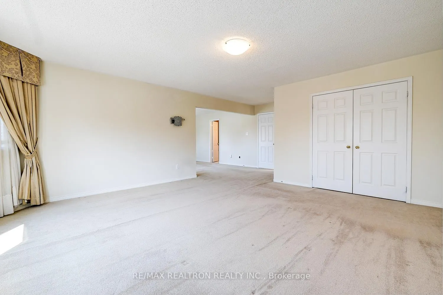 Photo 20 of 10 Chiswick Crescent, Aurora, Aurora Highlands — HOMEH