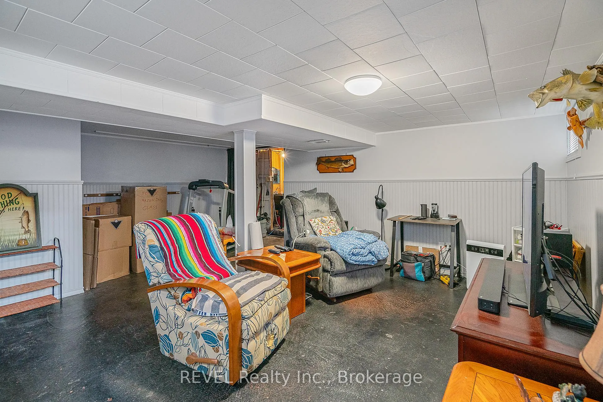 Photo 9 of 18 Valley Road, St. Catharines, Rykert/Vansickle — HOMEH
