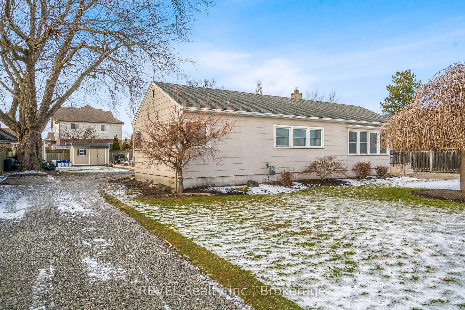 Photo 14 of 18 Valley Road, St. Catharines, Rykert/Vansickle — HOMEH