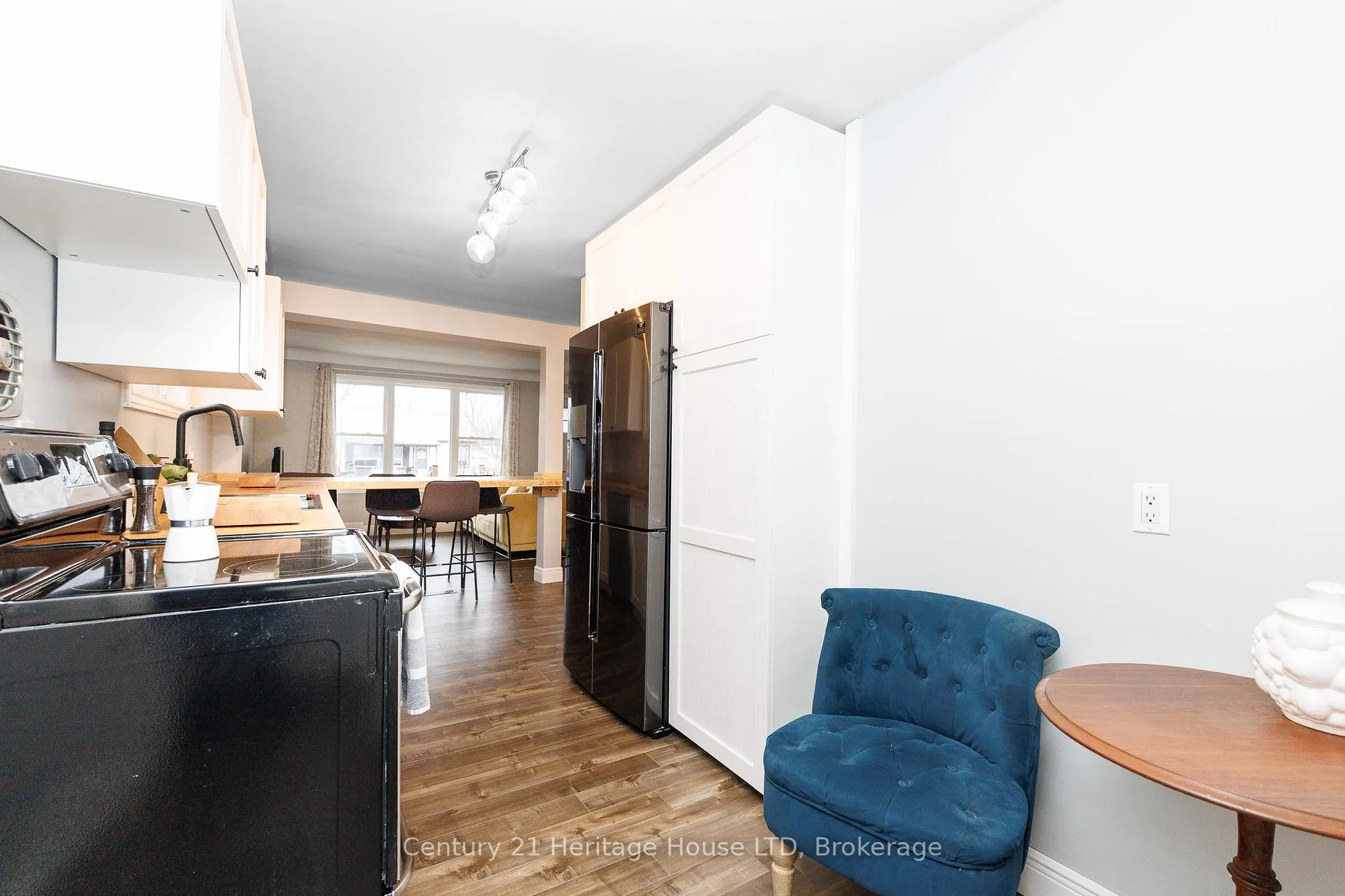Photo 13 of 21 Keele Street, St. Catharines, Burleigh Hill — HOMEH