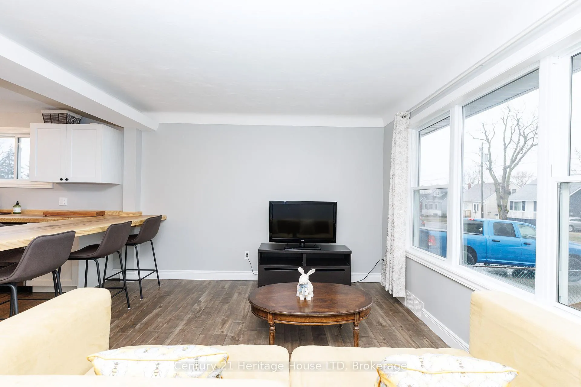 Photo 14 of 21 Keele Street, St. Catharines, Burleigh Hill — HOMEH