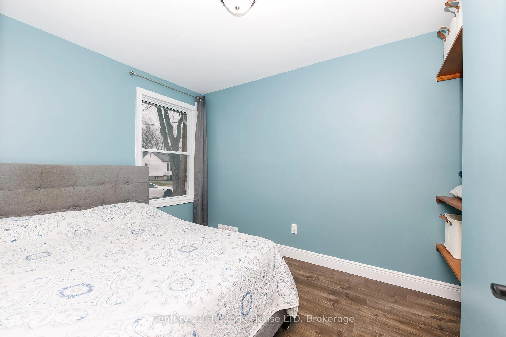 Photo 20 of 21 Keele Street, St. Catharines, Burleigh Hill — HOMEH