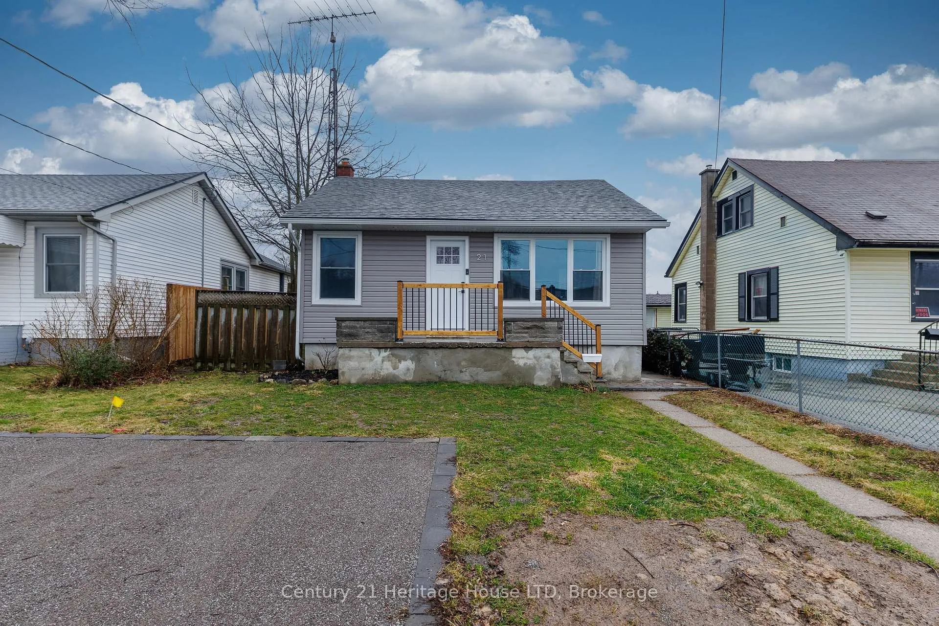 Photo 30 of 21 Keele Street, St. Catharines, Burleigh Hill — HOMEH