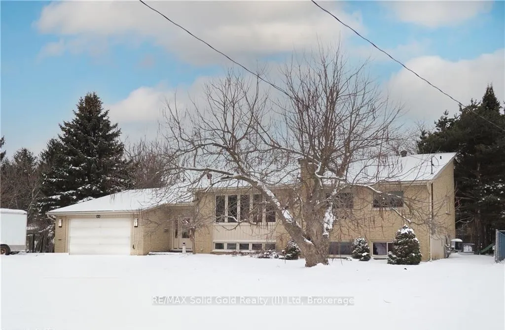 Photo 2 of 11 Norbert Street, Kitchener, Bridgeport — HOMEH