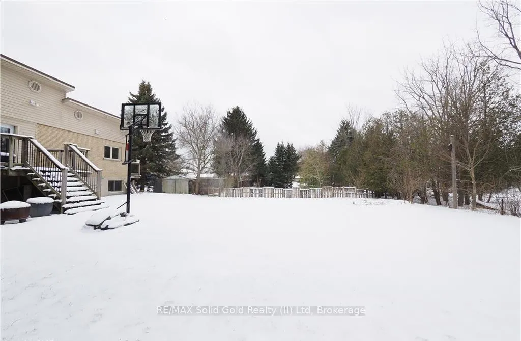Photo 46 of 11 Norbert Street, Kitchener, Bridgeport — HOMEH