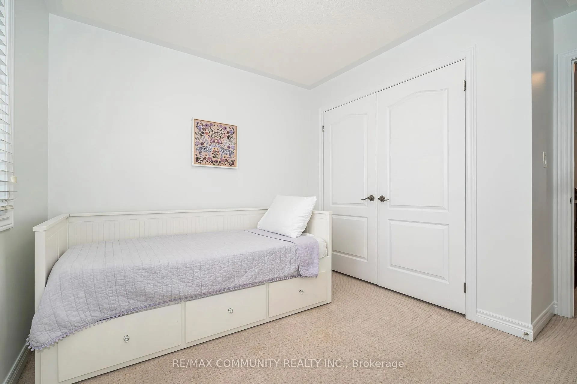 Photo 25 of 18 Duval Street, Clarington, Courtice — HOMEH