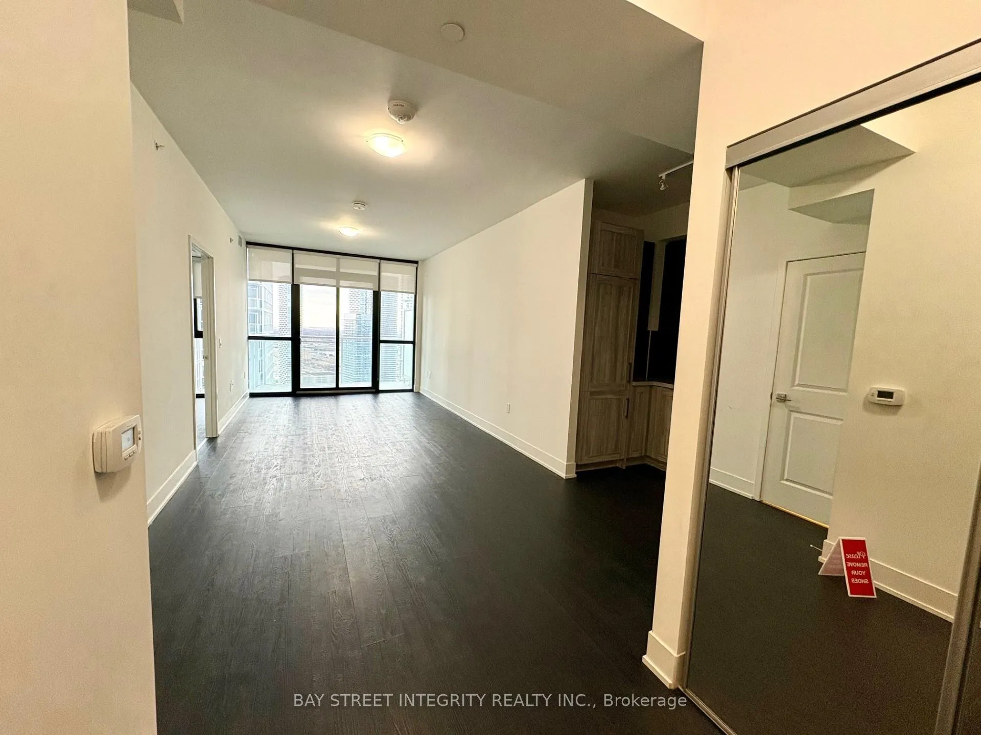 Photo 4 of Unit 3404, 2908 Highway 7 Road, Vaughan, Concord — HOMEH