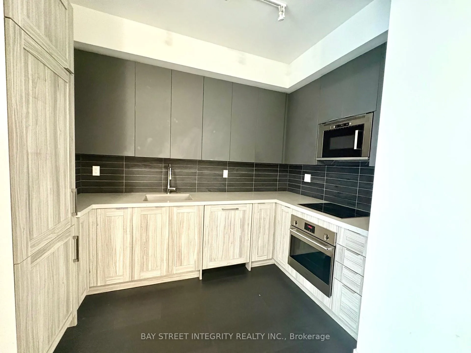 Photo 7 of Unit 3404, 2908 Highway 7 Road, Vaughan, Concord — HOMEH