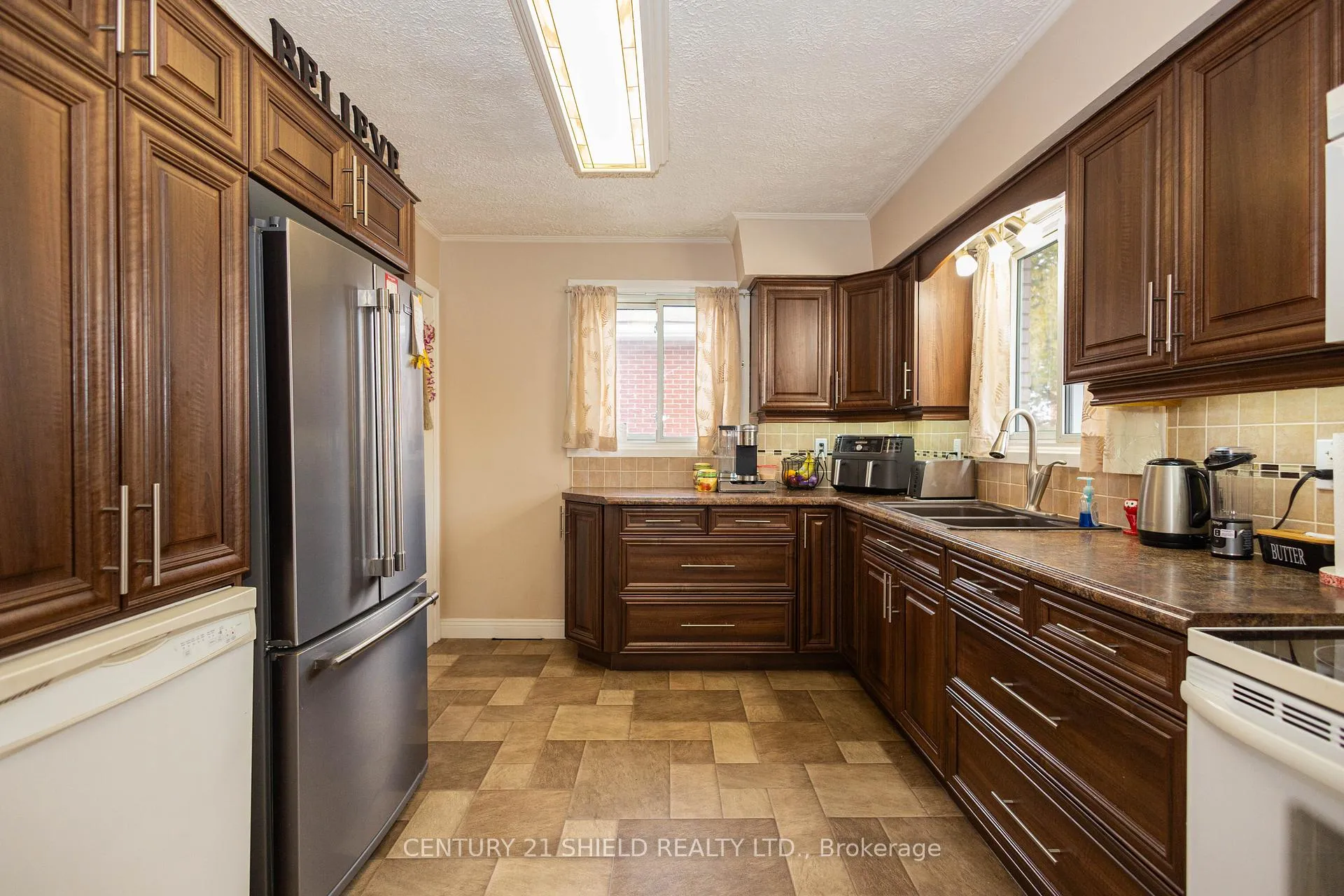 Photo 8 of 1443 1st Street E, Cornwall — HOMEH