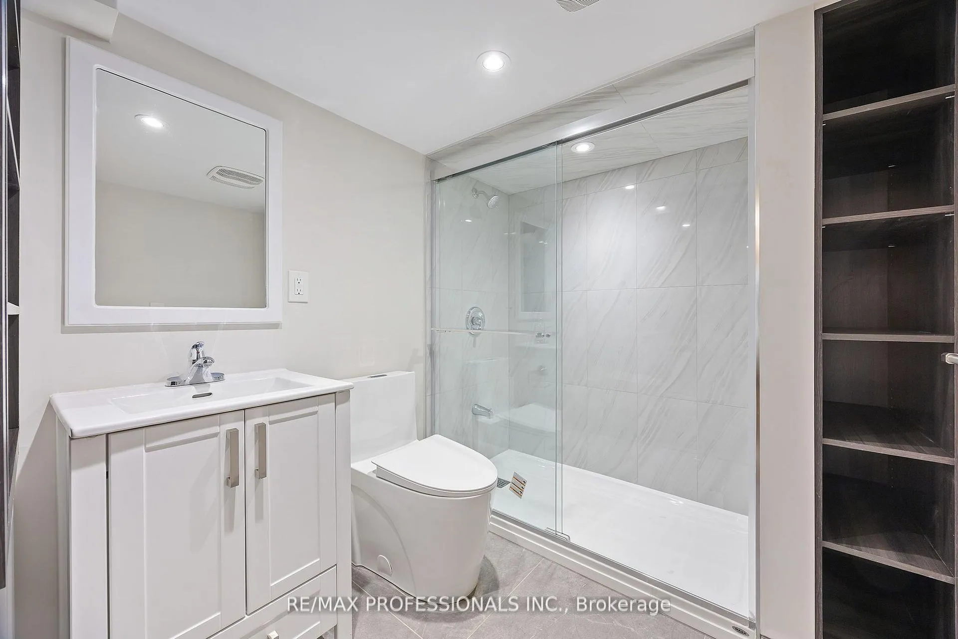Photo 8 of Unit Basement, 470 Donlands Avenue, Toronto, East York — HOMEH