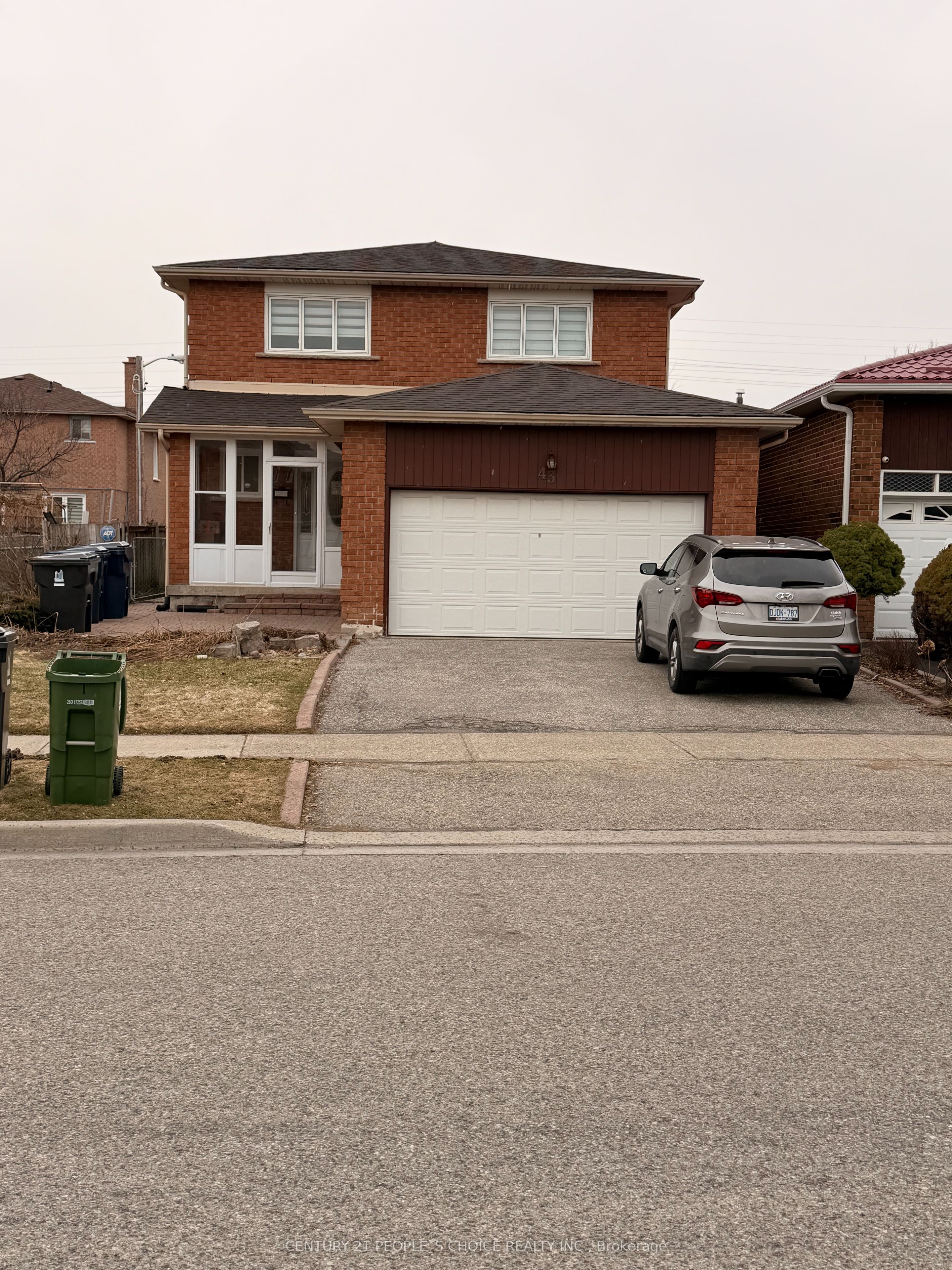 Photo 2 of Unit Bsmt, 43 Bordeaux Circuit, Etobicoke, West Humber-Clairville — HOMEH