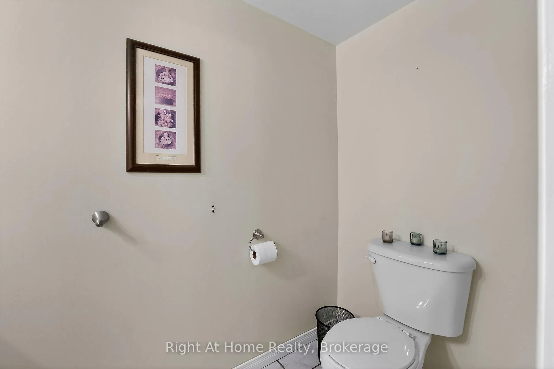 Photo 36 of 16 Dundee Drive, St. Catharines, Secord Woods — HOMEH