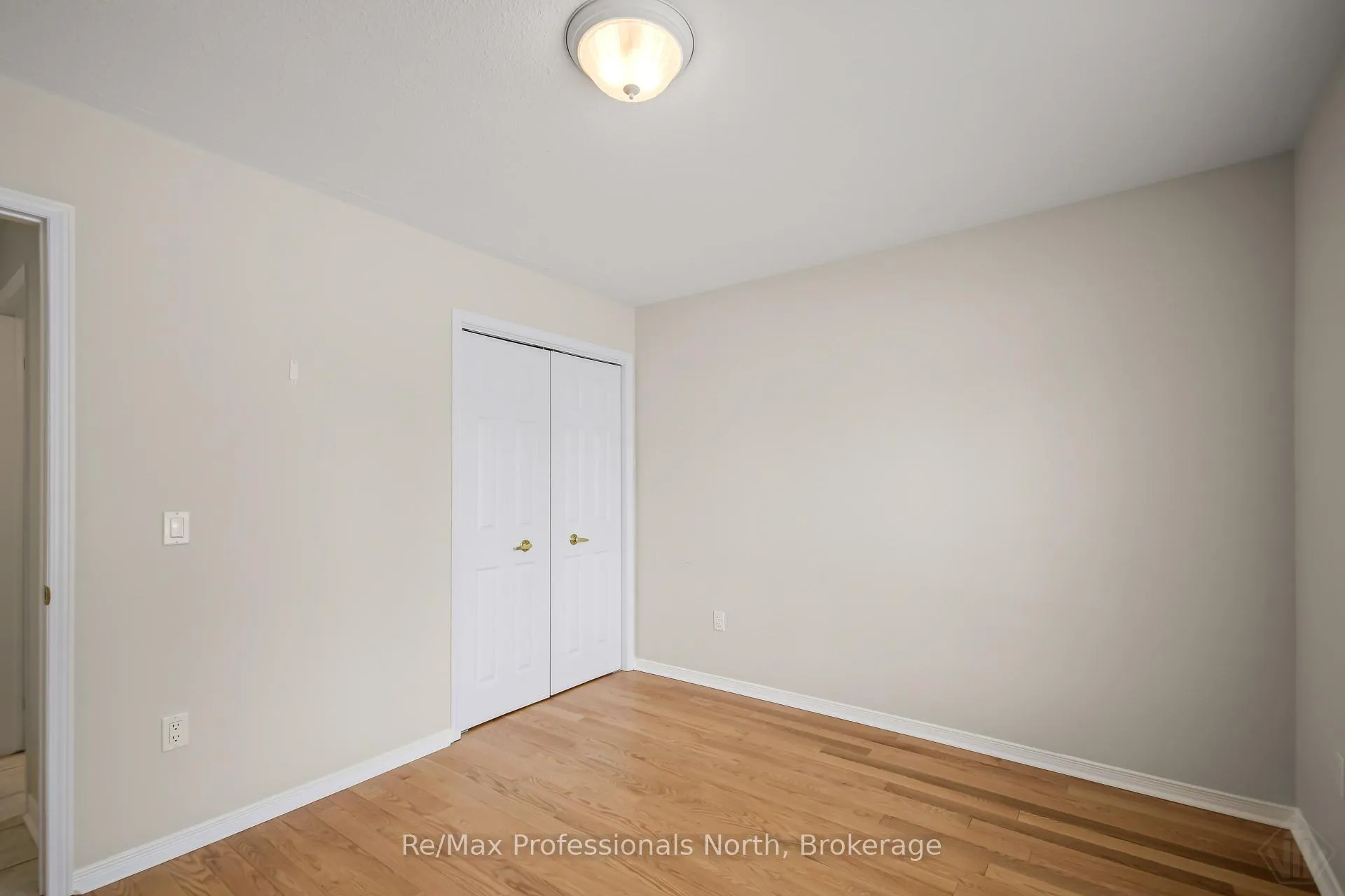 Photo 7 of 111 Pineridge Gate, Gravenhurst, Muskoka (S) — HOMEH