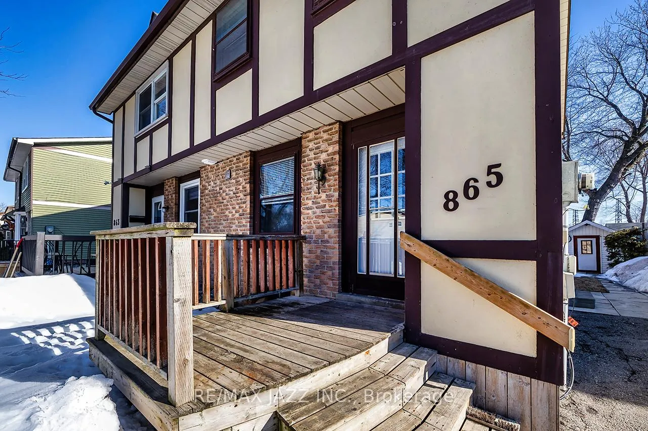 Photo 4 of 865 Derry Court, Oshawa, Vanier — HOMEH