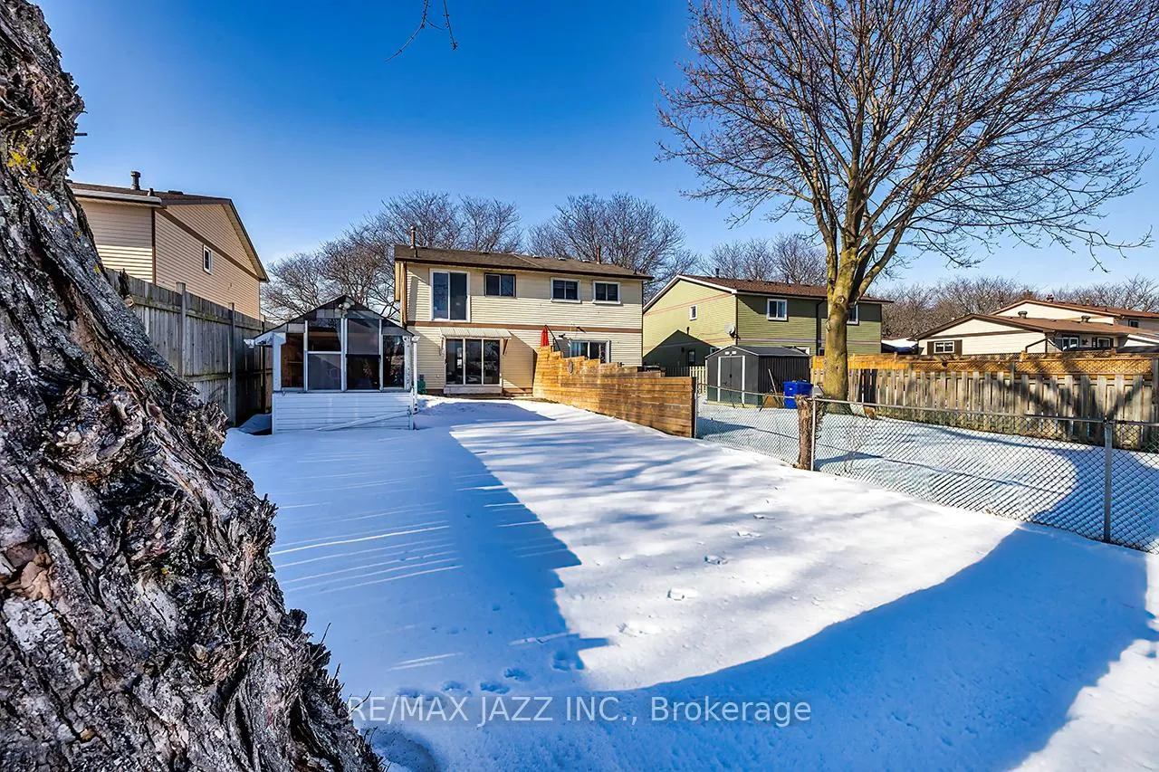 Photo 42 of 865 Derry Court, Oshawa, Vanier — HOMEH