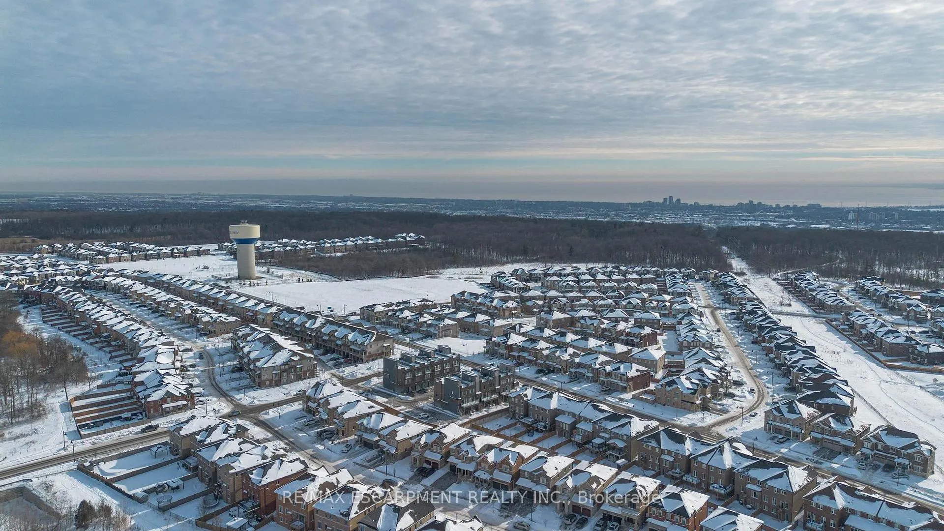 Photo 15 of Unit 1112, 460 Dundas Street E, Hamilton, Waterdown — HOMEH