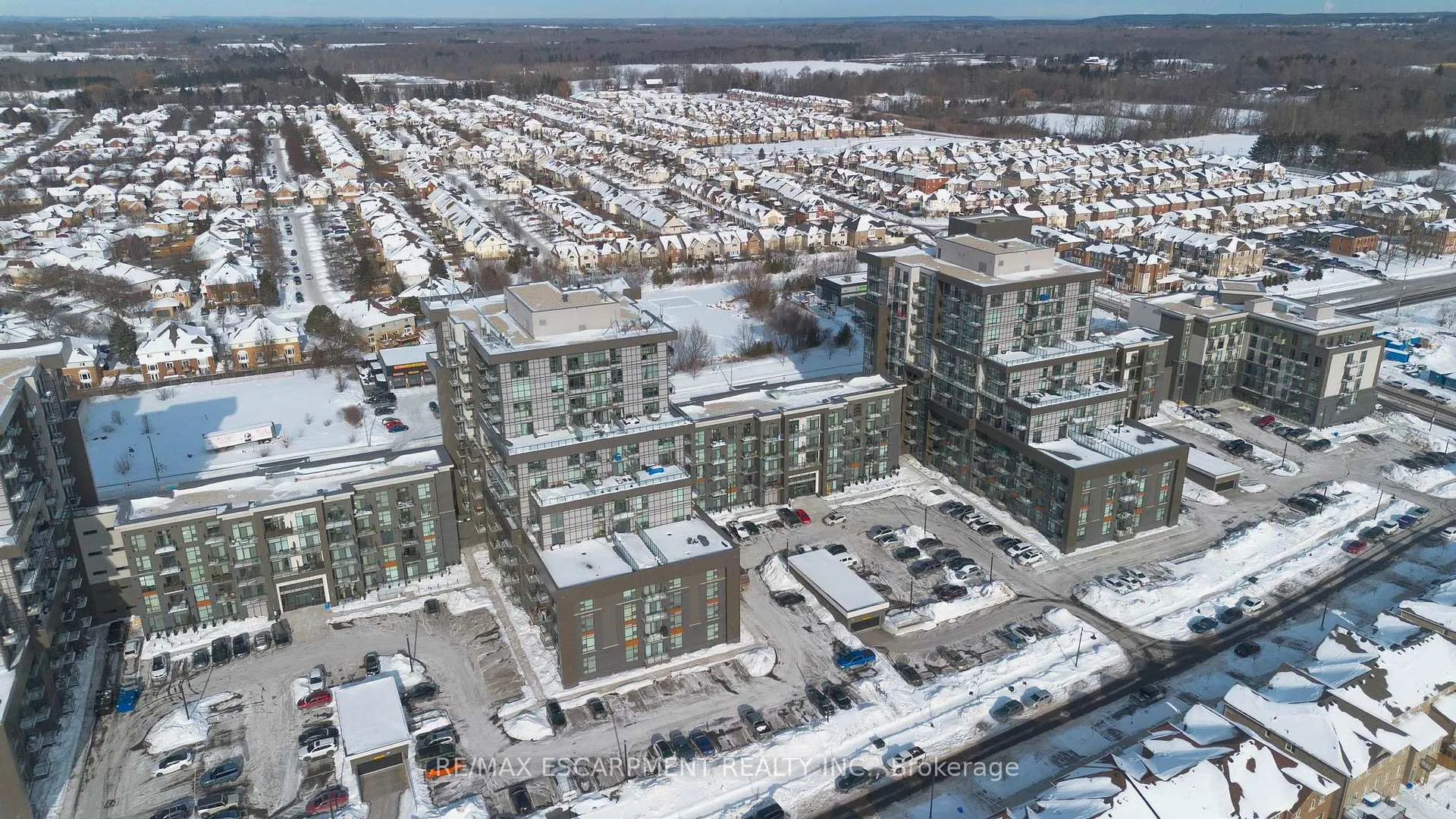 Photo 16 of Unit 1112, 460 Dundas Street E, Hamilton, Waterdown — HOMEH