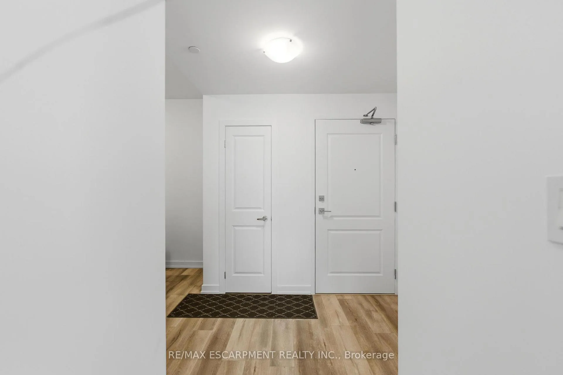 Photo 22 of Unit 1112, 460 Dundas Street E, Hamilton, Waterdown — HOMEH