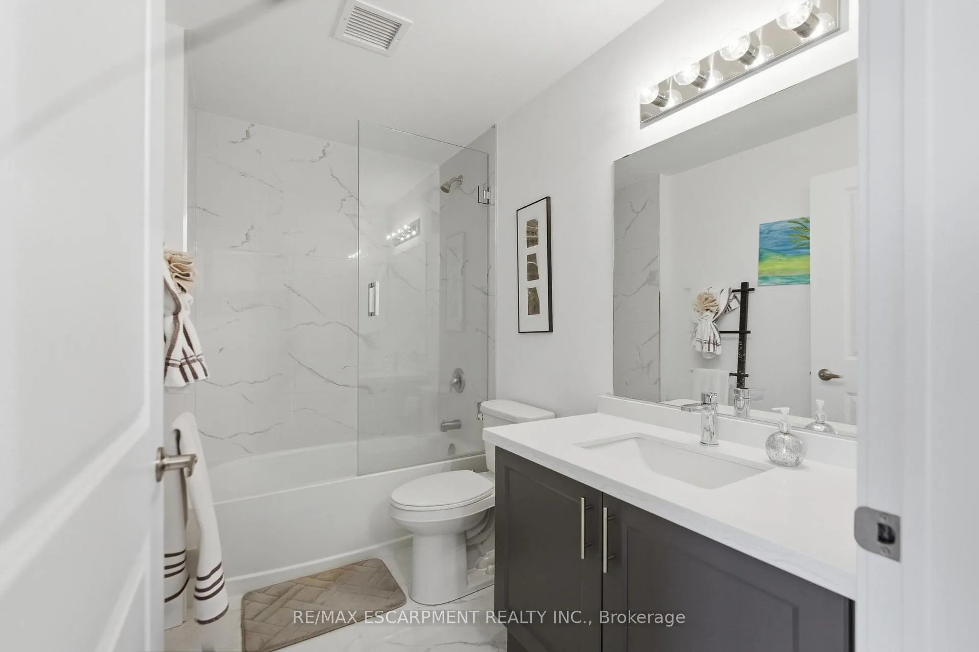 Photo 26 of Unit 1112, 460 Dundas Street E, Hamilton, Waterdown — HOMEH