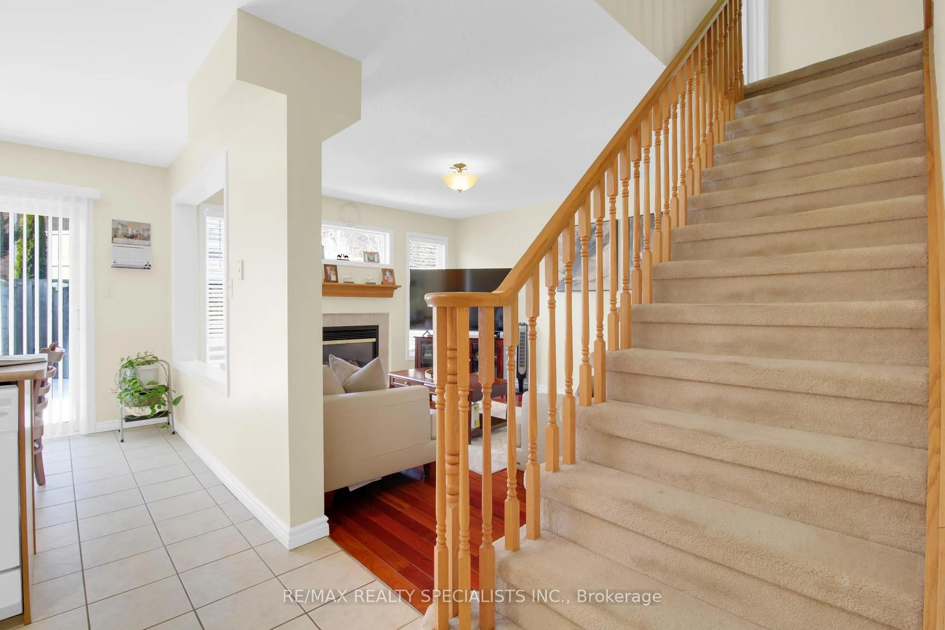 Photo 14 of 2386 Baintree Crescent, Oakville, Westmount — HOMEH