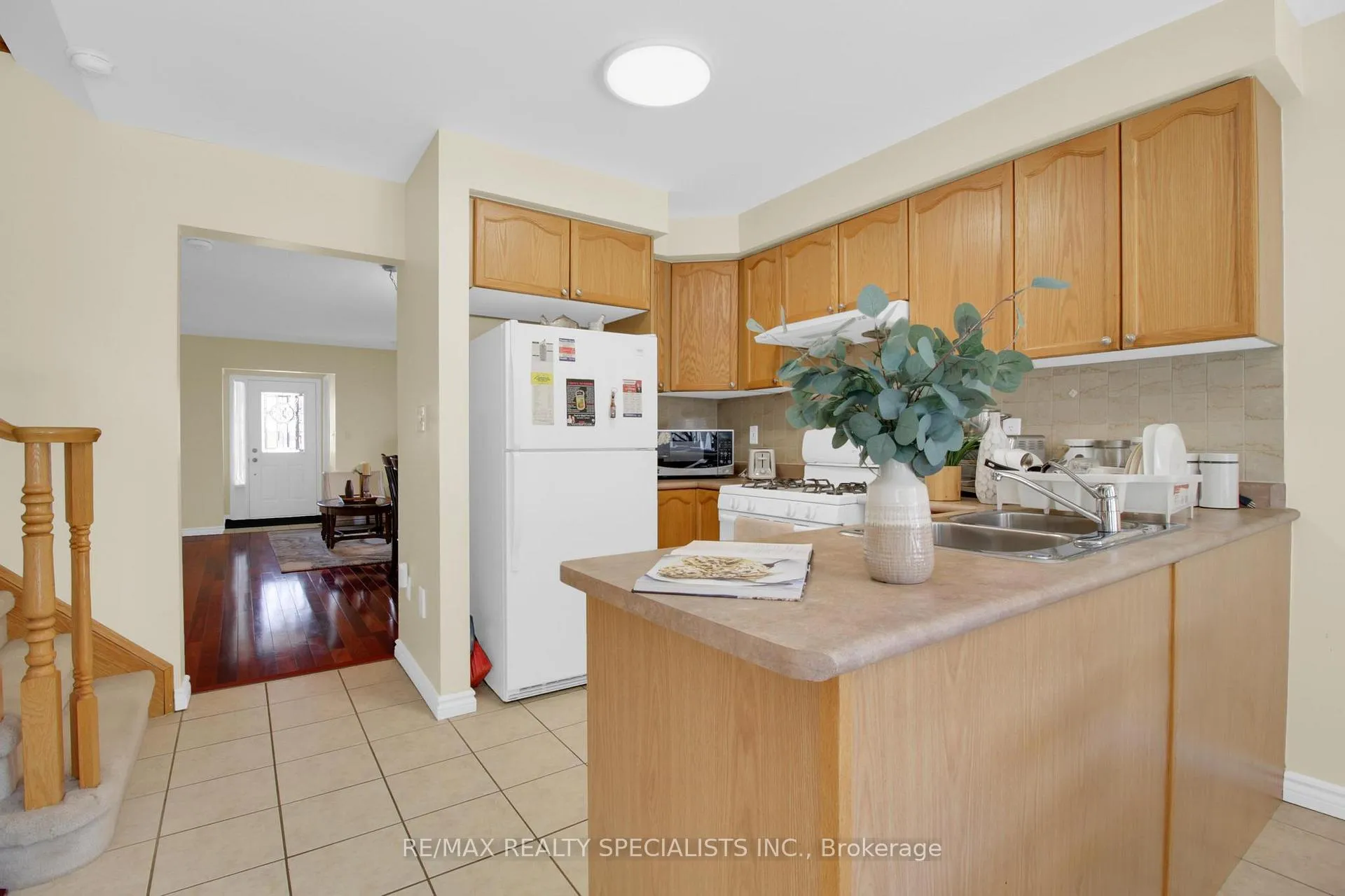 Photo 18 of 2386 Baintree Crescent, Oakville, Westmount — HOMEH