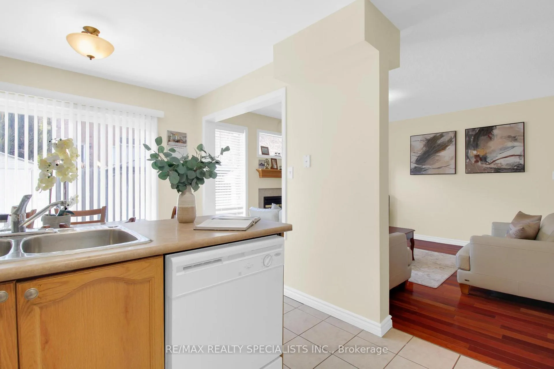 Photo 19 of 2386 Baintree Crescent, Oakville, Westmount — HOMEH