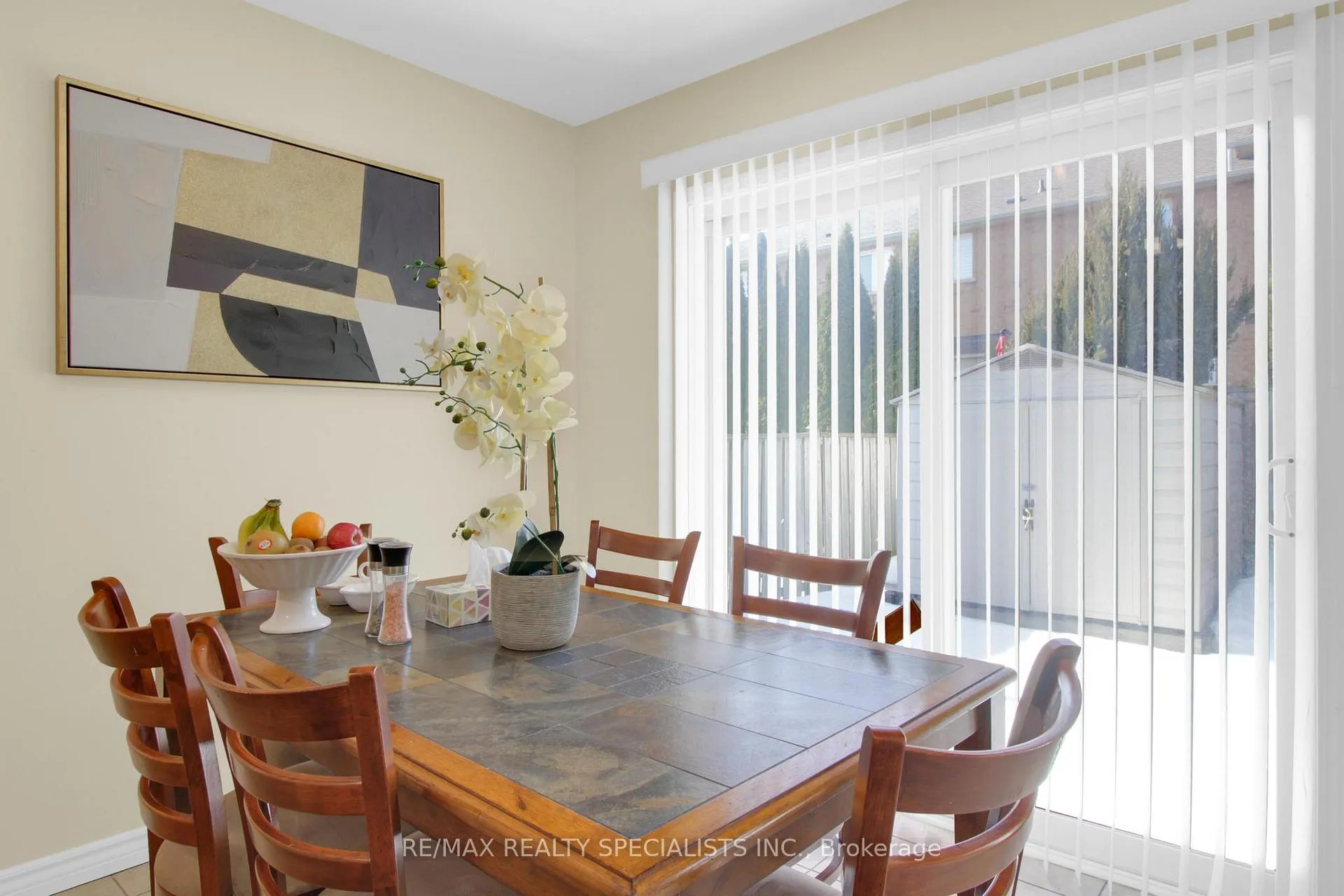 Photo 21 of 2386 Baintree Crescent, Oakville, Westmount — HOMEH