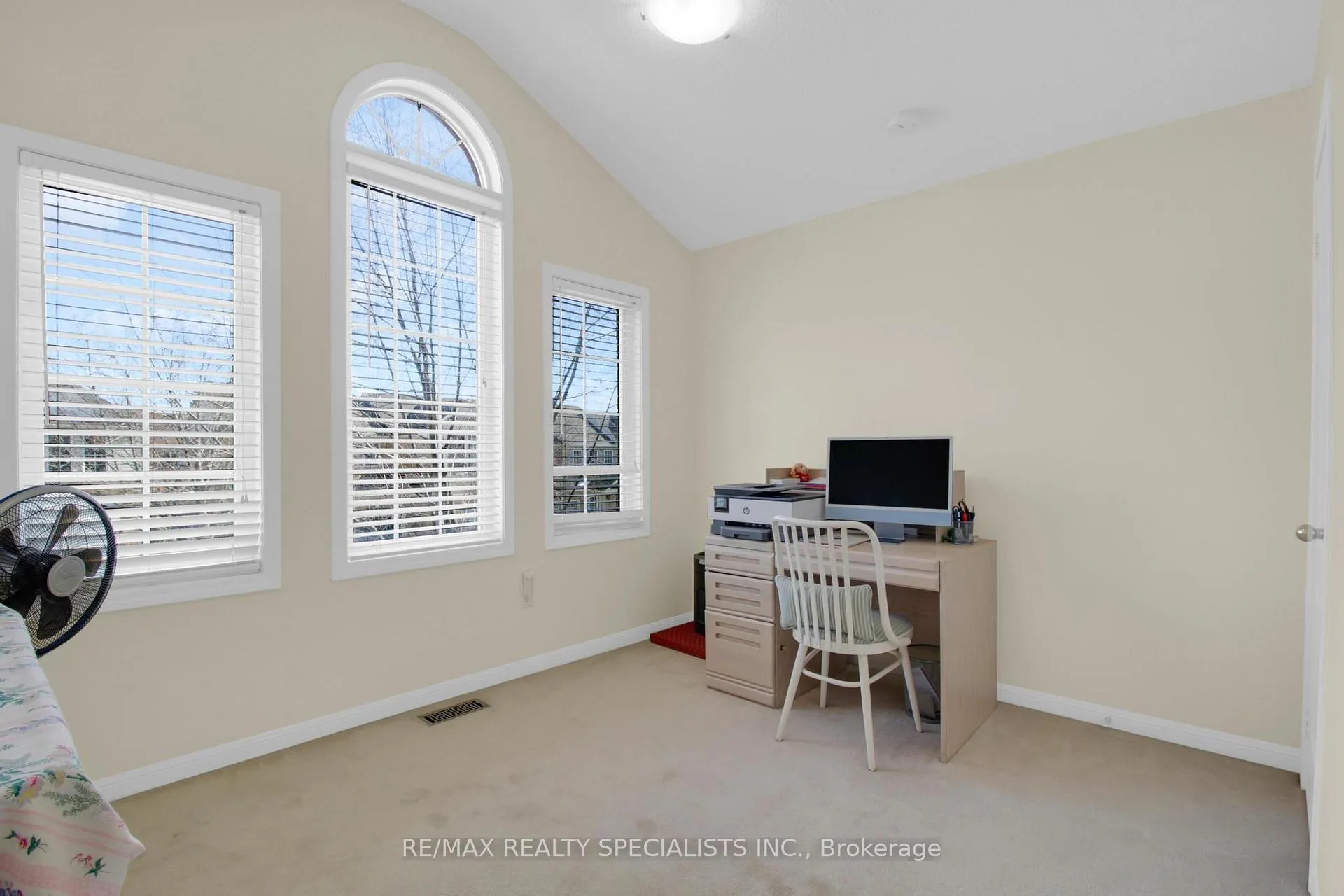 Photo 32 of 2386 Baintree Crescent, Oakville, Westmount — HOMEH