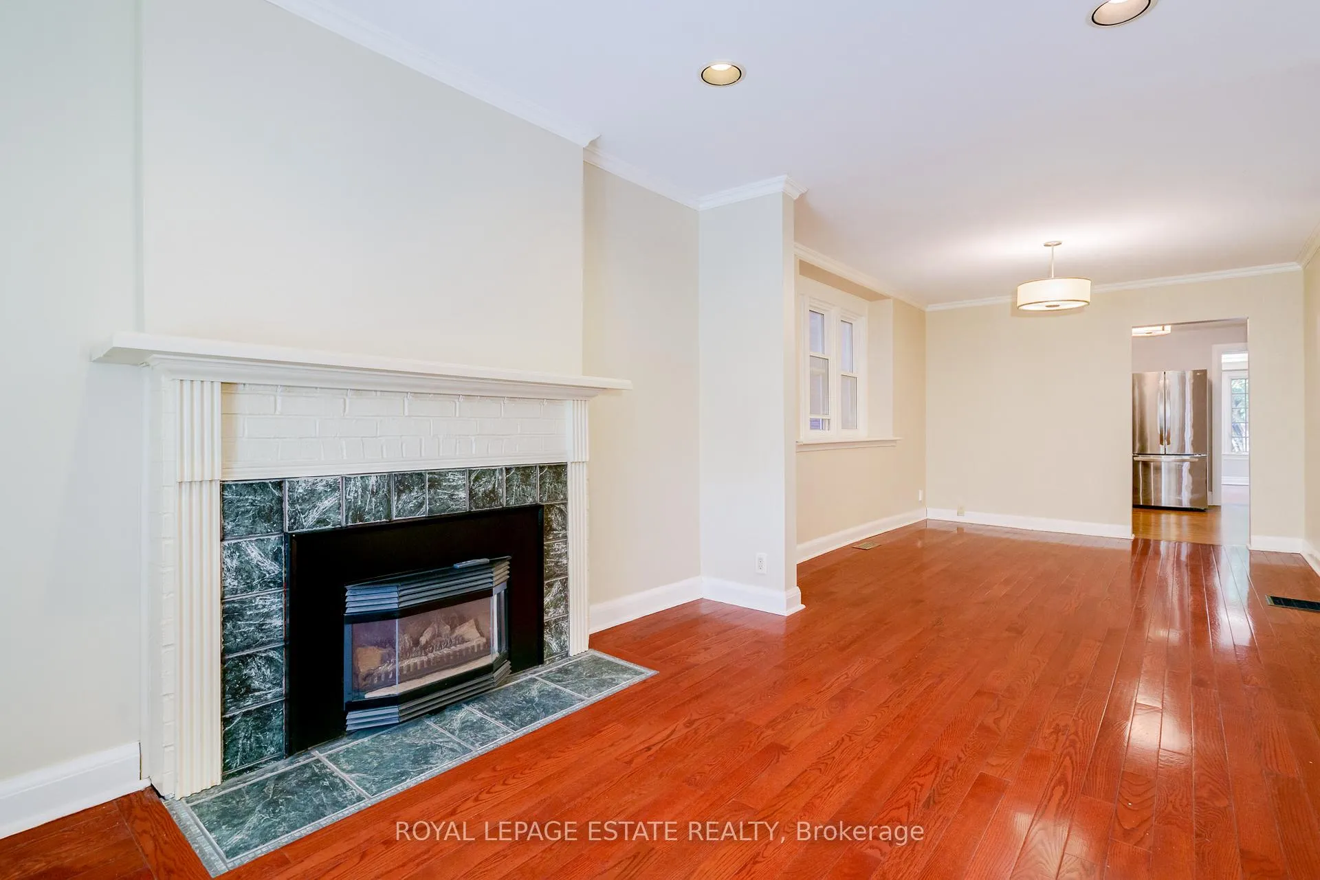 Photo 6 of 292 Silver Birch Avenue, Toronto, The Beaches — HOMEH