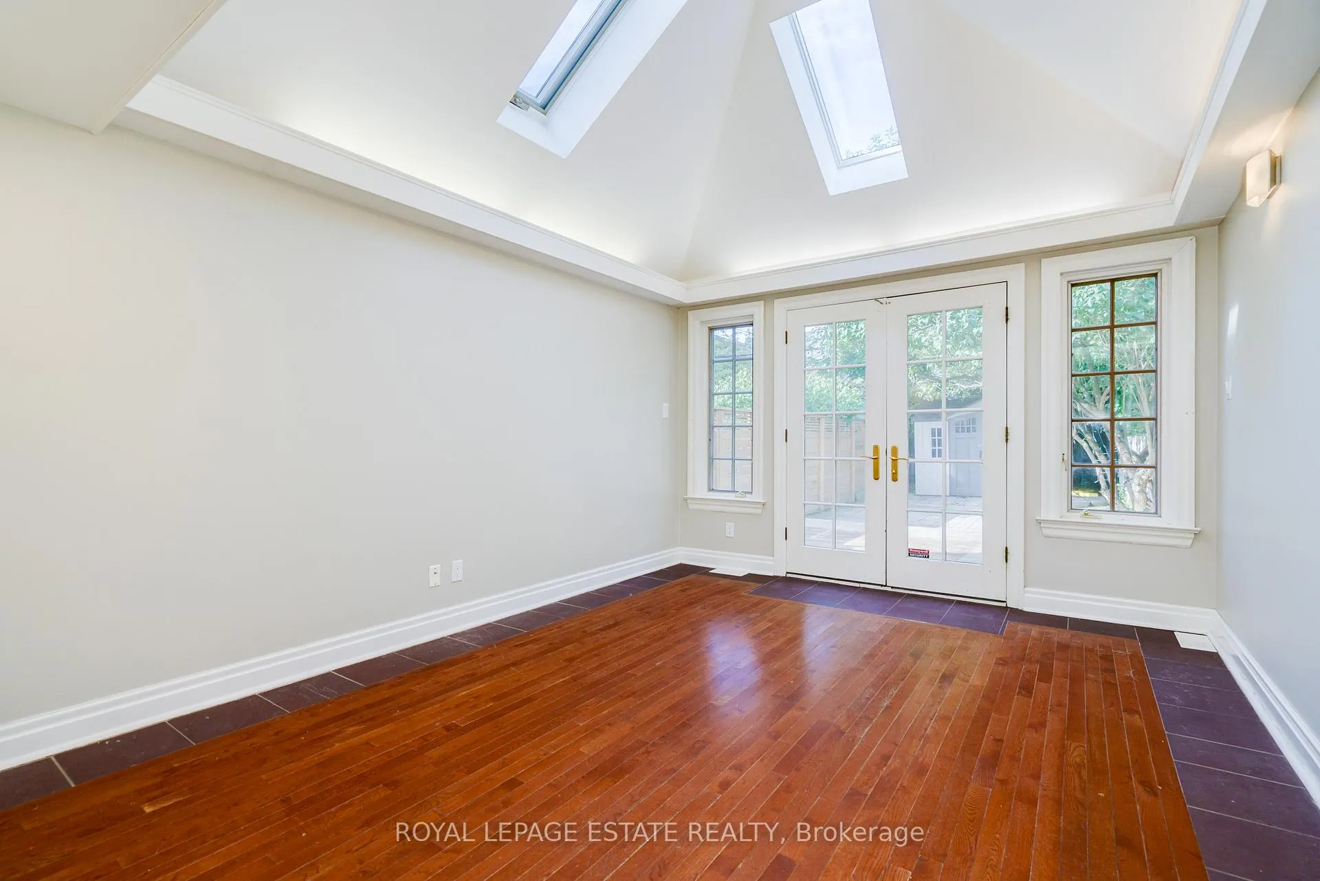 Photo 14 of 292 Silver Birch Avenue, Toronto, The Beaches — HOMEH
